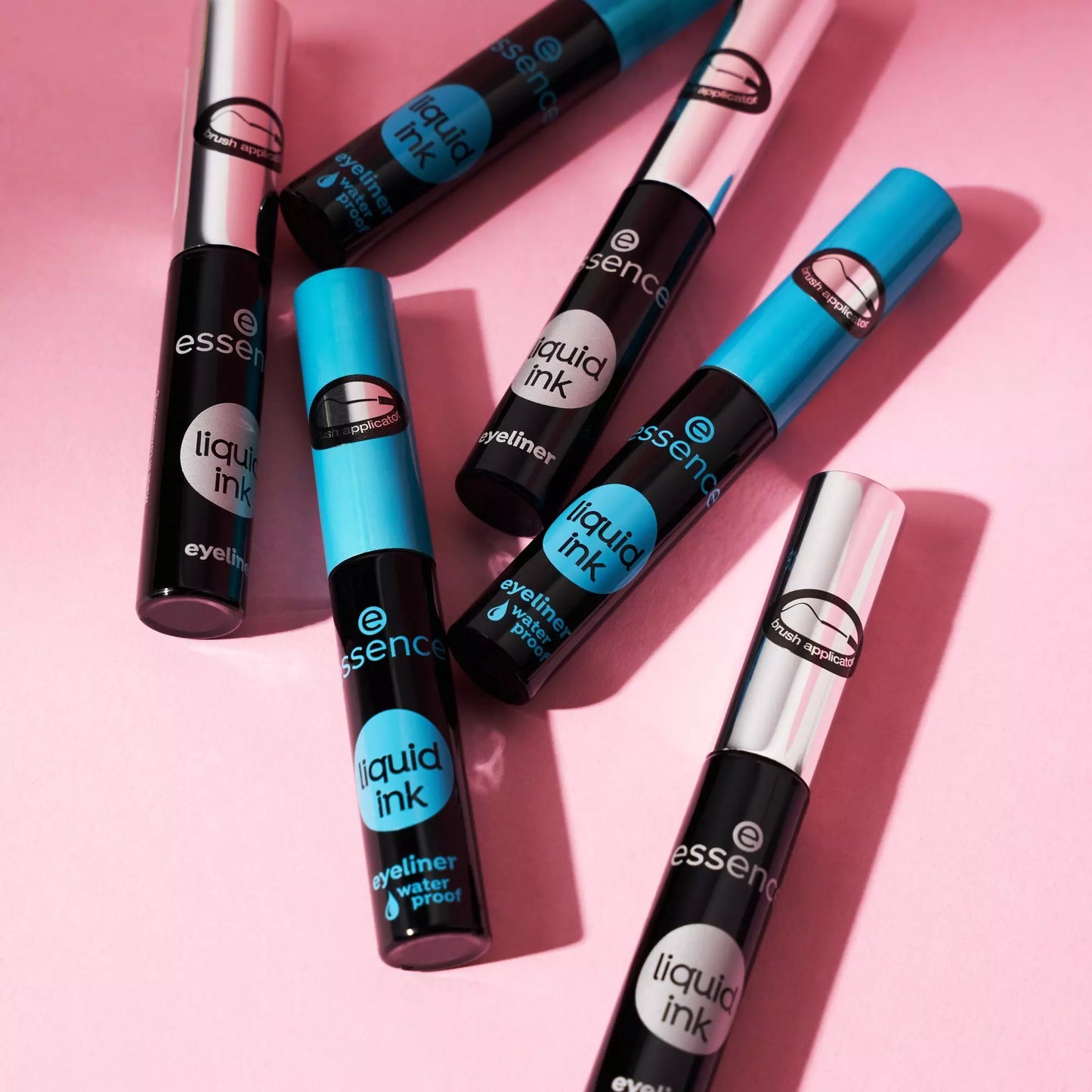 Essence Liquid ink eyeliner occhi 01 Black