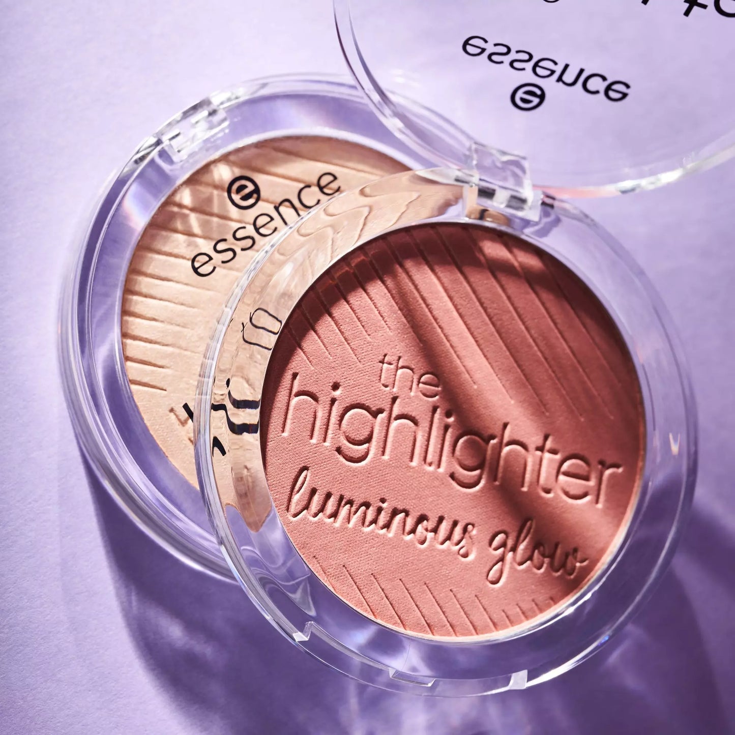 Essence The highlighter illuminante viso in polvere 01 mesmerizing