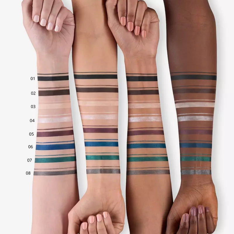Essence Stay & Play matita eyeliner in gel 03 Silky Nude