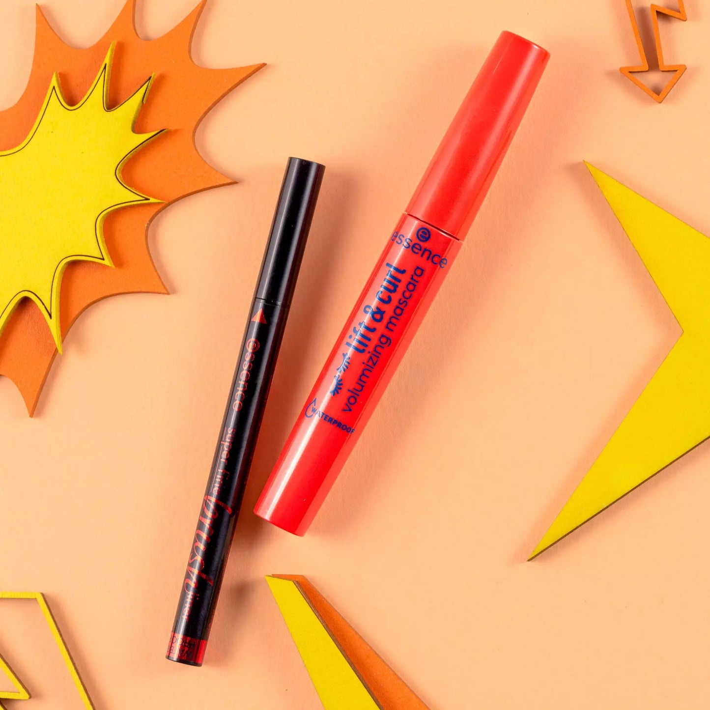 Essence Lift & Curl mascara volumizzante Waterproof